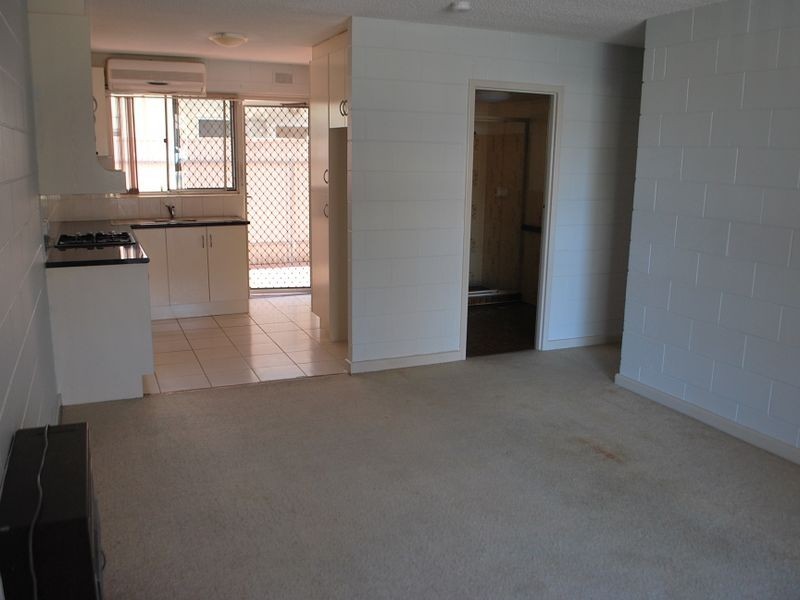 2/25 Military Road, West Beach SA 5024