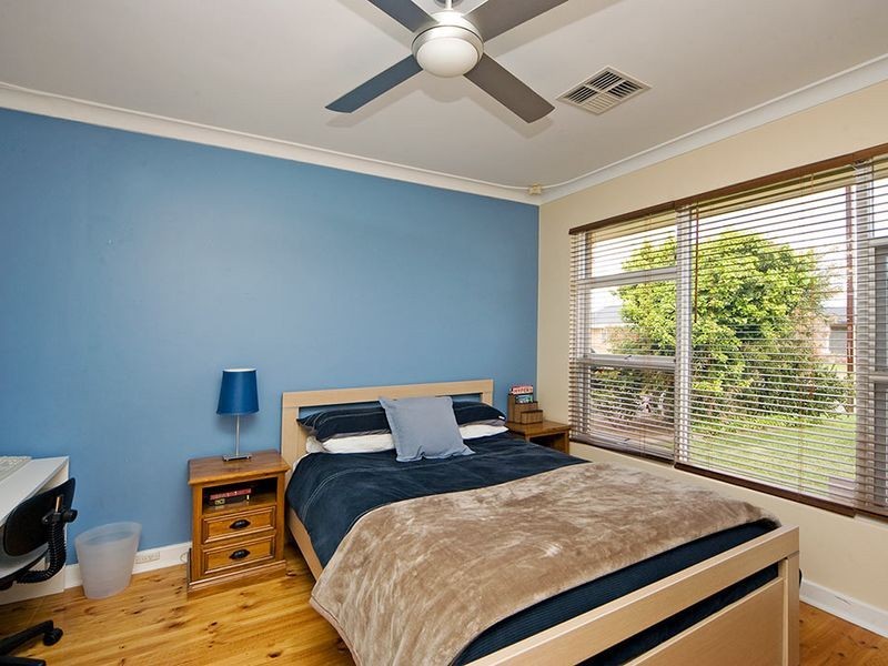 10 Winston Crescent, West Beach SA 5024