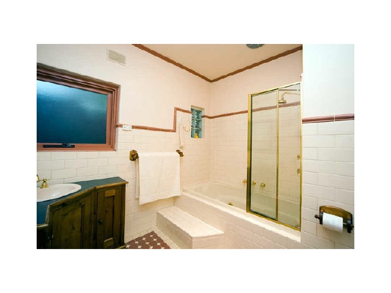 7 Noble Avenue, Lockleys SA 5032