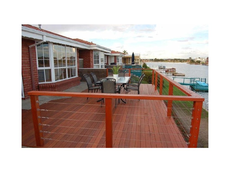 3/8 Hansen Court, West Lakes Shore SA 5020