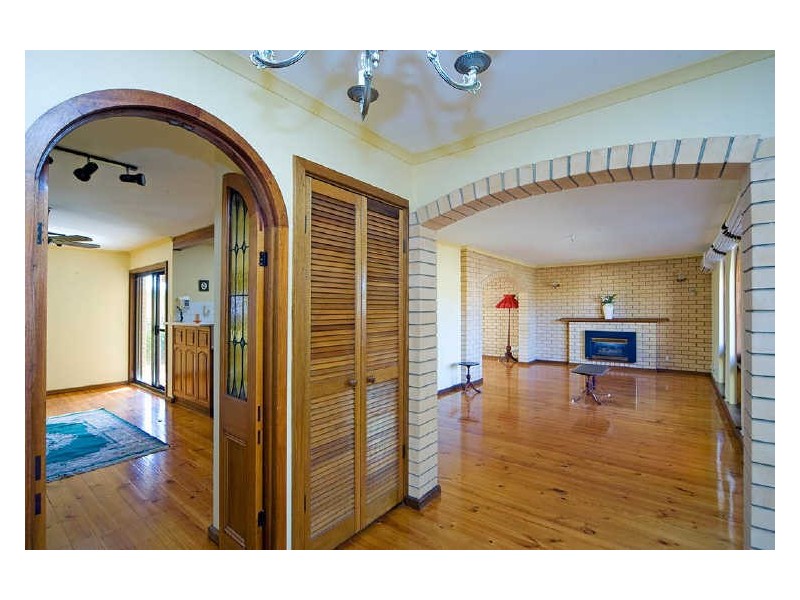 30 Chatswood Crescent, Kidman Park SA 5025