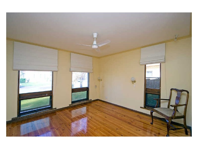 30 Chatswood Crescent, Kidman Park SA 5025