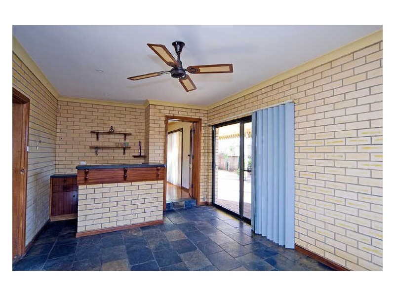 30 Chatswood Crescent, Kidman Park SA 5025