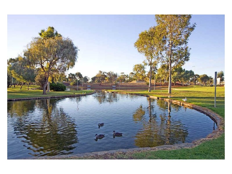 30 Chatswood Crescent, Kidman Park SA 5025