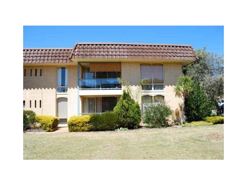 1/72 Military Road, Tennyson SA 5022