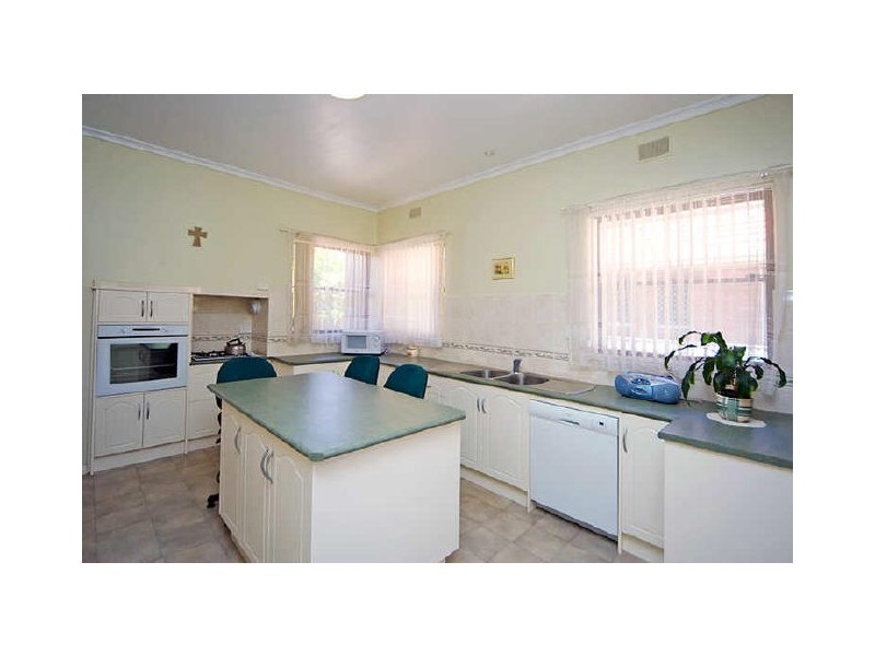 49 White Avenue, Lockleys SA 5032