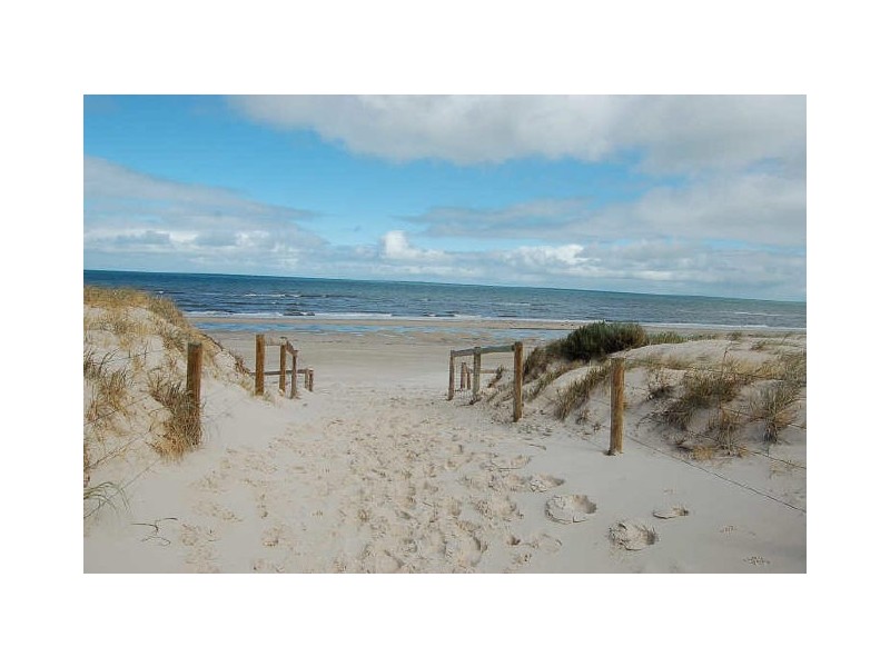 13 Maple Avenue, Royal Park SA 5014