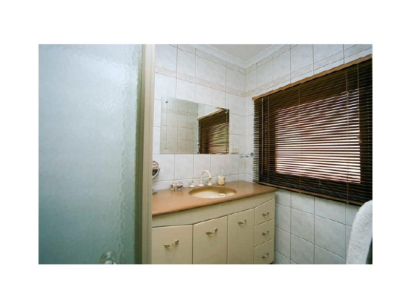 12 Mariners Crescent, West Lakes SA 5021