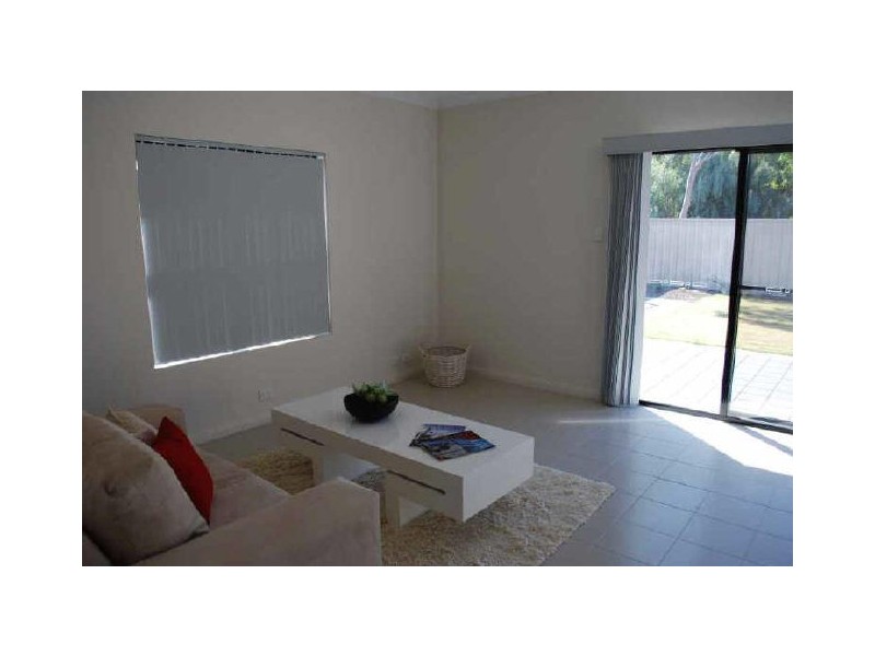 2A Heron Place, Seaton SA 5023