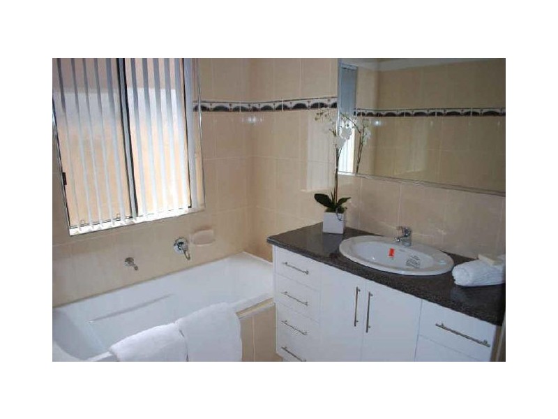 2A Heron Place, Seaton SA 5023