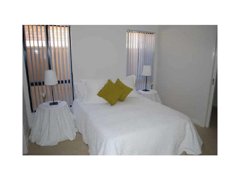 2A Heron Place, Seaton SA 5023