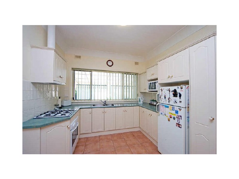 9 Riverside Drive, Fulham SA 5024