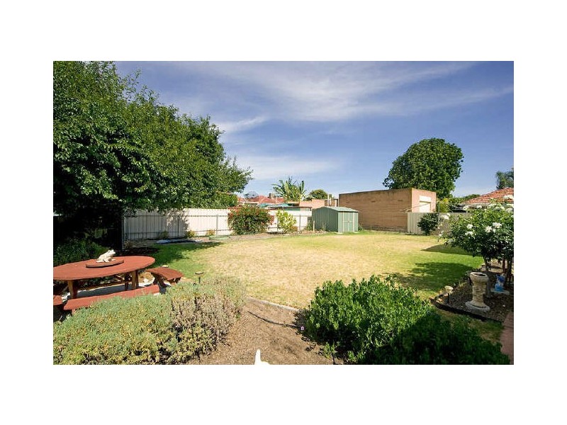 9 Riverside Drive, Fulham SA 5024