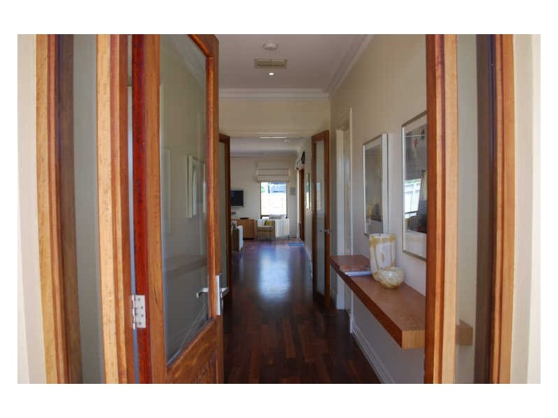 196D North East Road, Vale Park SA 5081