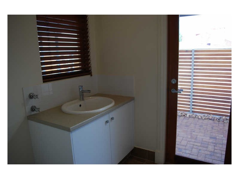 196D North East Road, Vale Park SA 5081