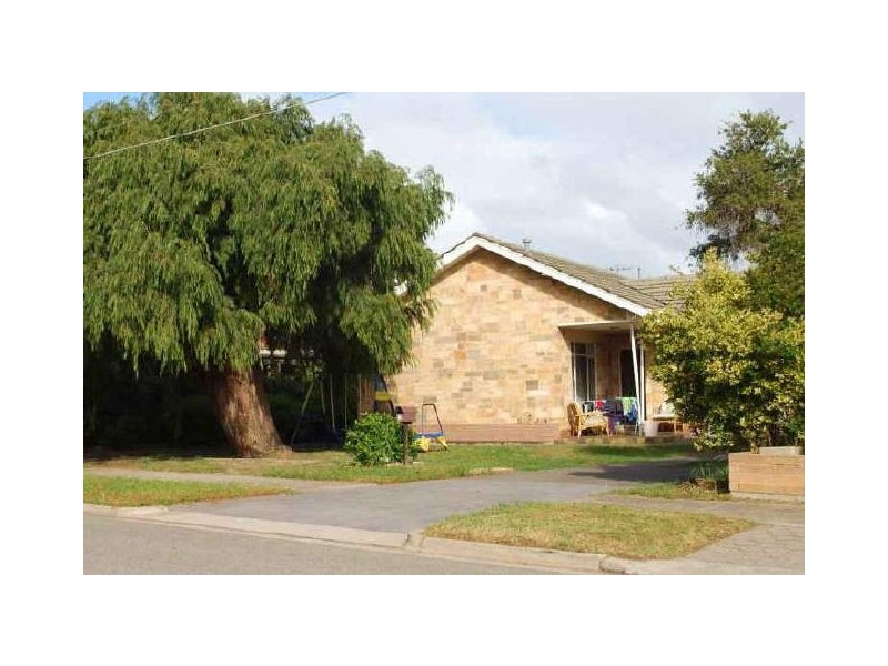 12 Layton Street, Fulham SA 5024