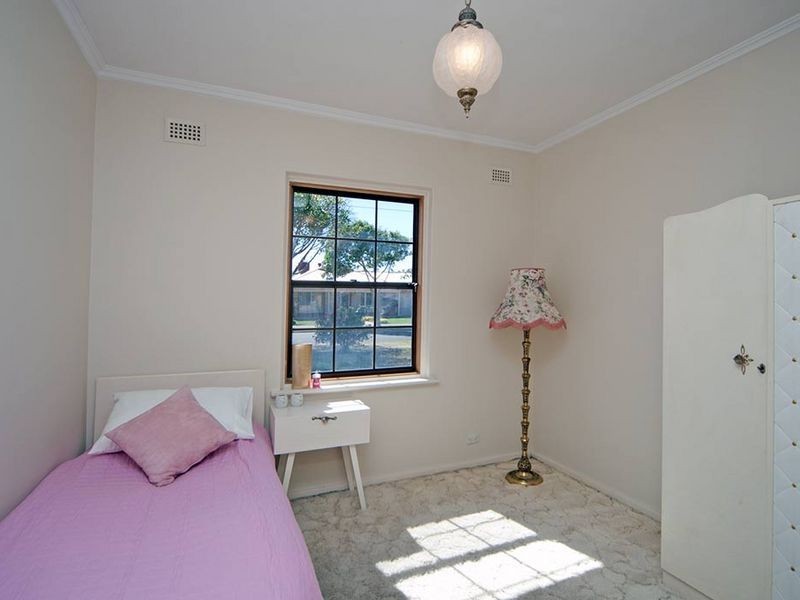 5 Bode Street, Henley Beach South SA 5022