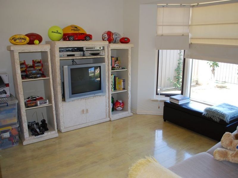 2C Albany Street, Grange SA 5022