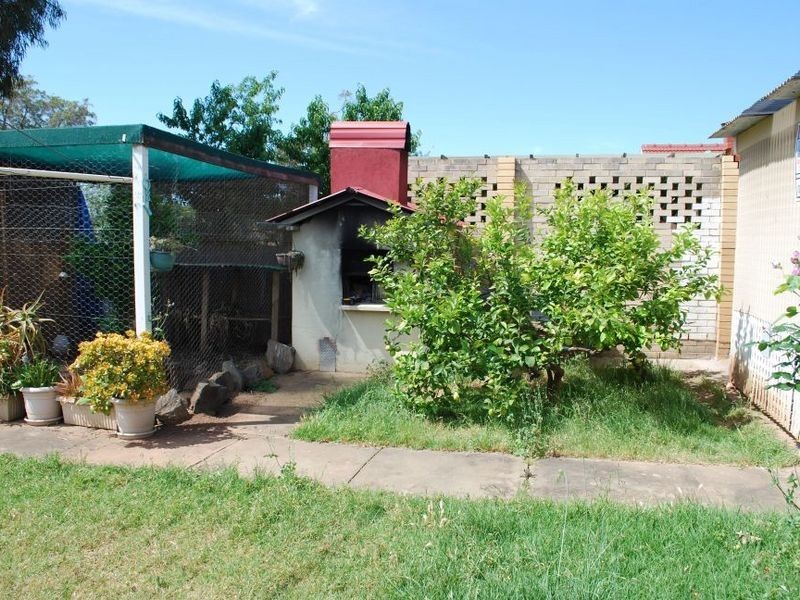 11 Broadford Crescent, Findon SA 5023