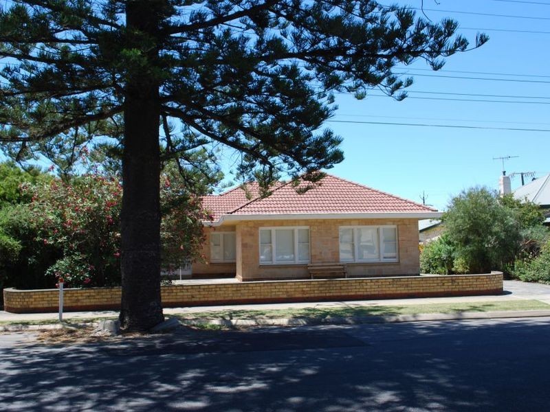 14 Reedie Street, Henley Beach SA 5022