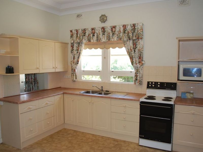 14 Reedie Street, Henley Beach SA 5022