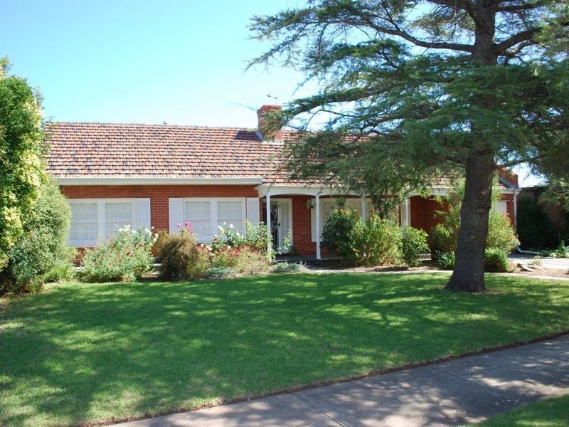 31 Riverside Drive, Fulham SA 5024