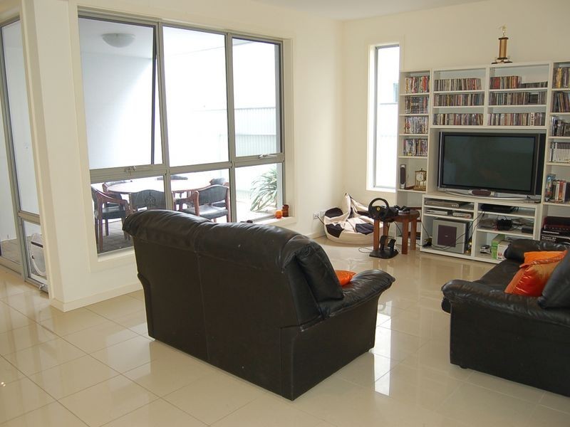 30 White Street, Henley Beach SA 5022