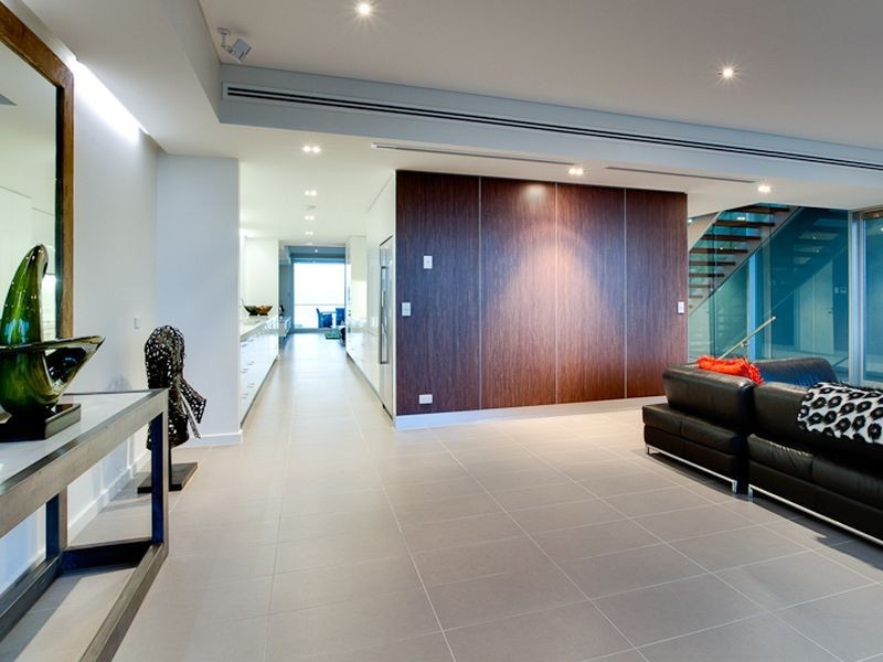 17 North Esplanade, Glenelg North SA 5045