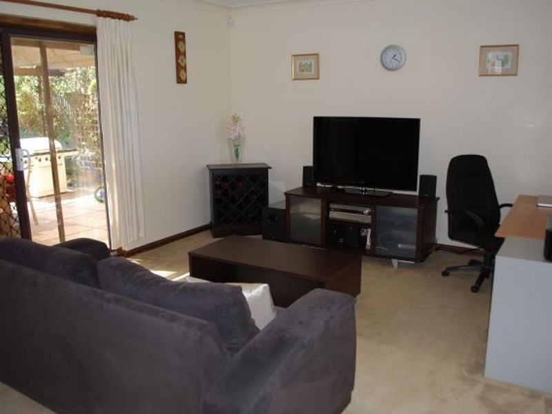 1 Ella Avenue, Fulham Gardens SA 5024