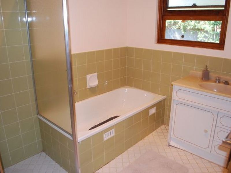 1 Ella Avenue, Fulham Gardens SA 5024