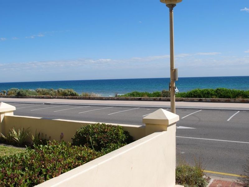 3/197 Esplanade, Henley Beach SA 5022