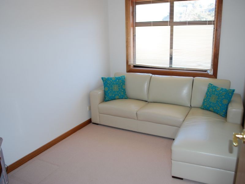 87 Military Road, Tennyson SA 5022