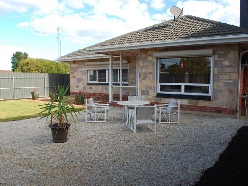 314 Tapleys Hill Road (Golfers ave. entry), Seaton SA 5023