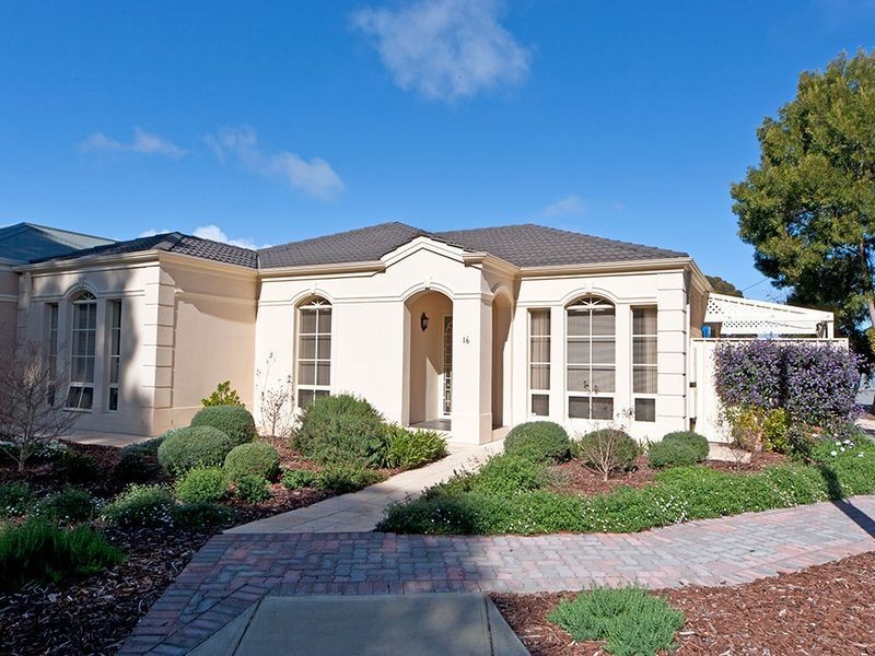 16 Azalea Drive, Lockleys SA 5032