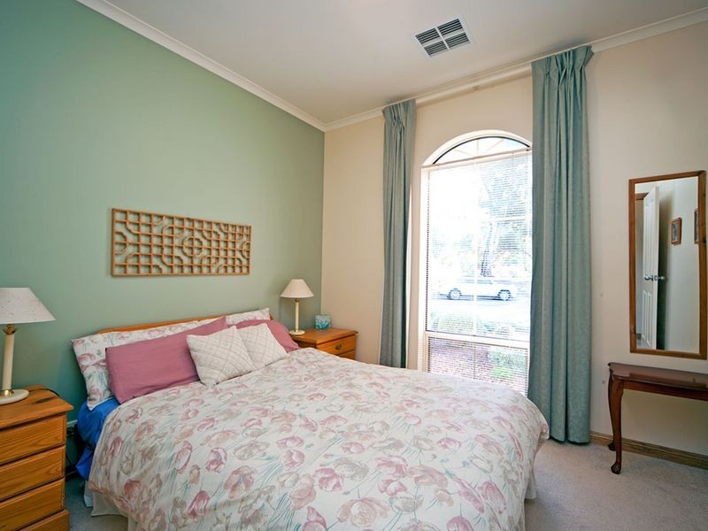 16 Azalea Drive, Lockleys SA 5032