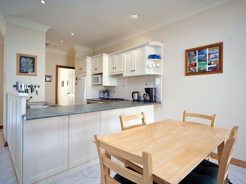 16 Azalea Drive, Lockleys SA 5032