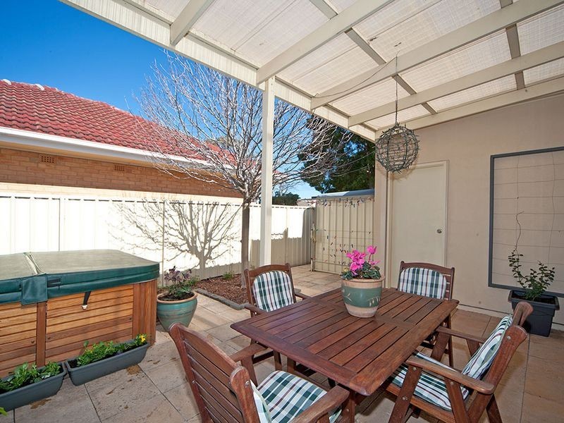 16 Azalea Drive, Lockleys SA 5032