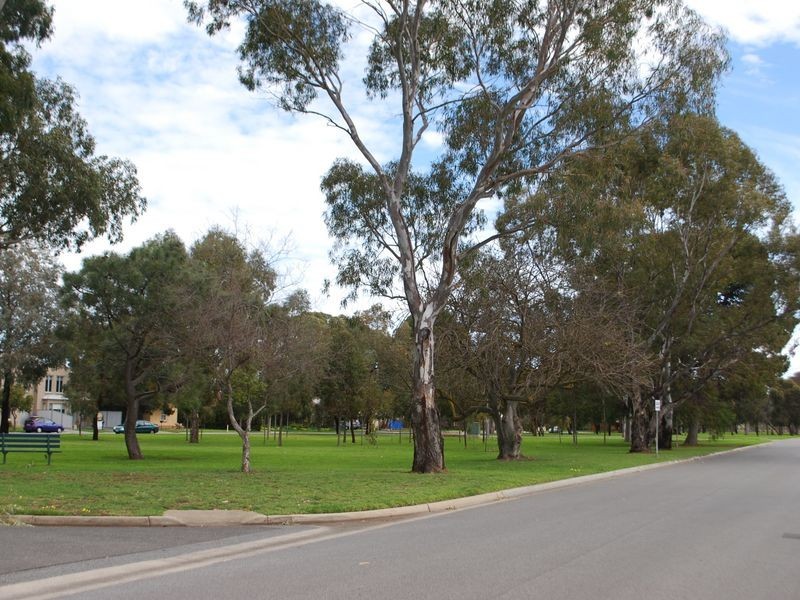 44 Fletcher Road, Henley Beach South SA 5022