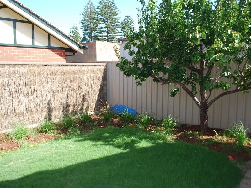 3/15 Hazel Terrace, Henley Beach South SA 5022