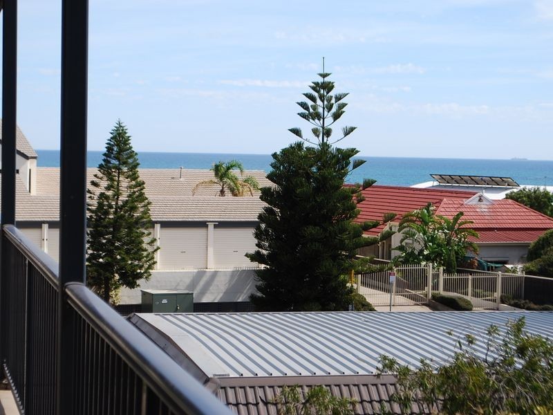 21/358 Seaview Road, Henley Beach SA 5022