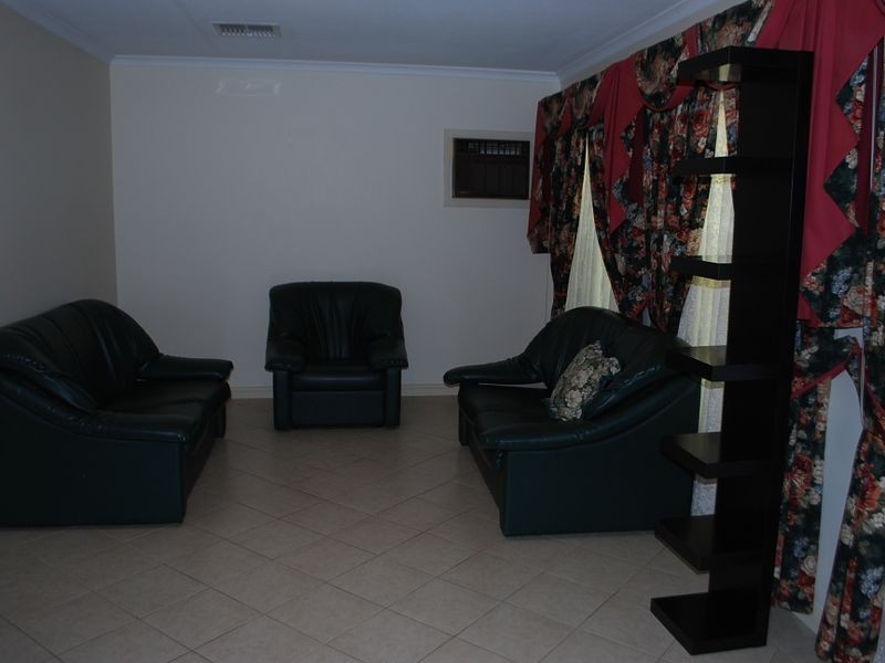 6 Swann Avenue, Flinders Park SA 5025