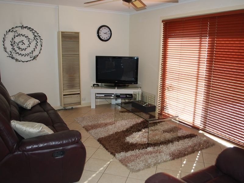 6 Swann Avenue, Flinders Park SA 5025