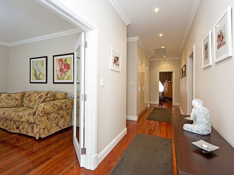 35 Lorraine Avenue, Lockleys SA 5032