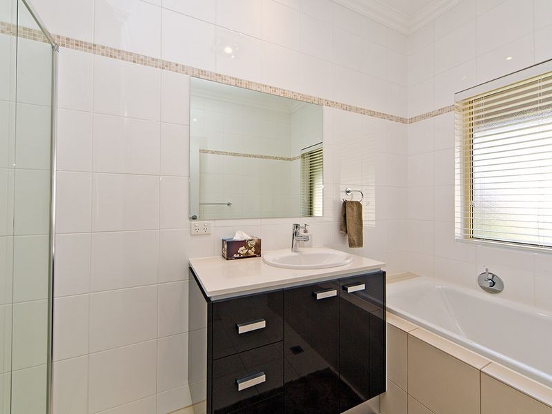 35 Lorraine Avenue, Lockleys SA 5032
