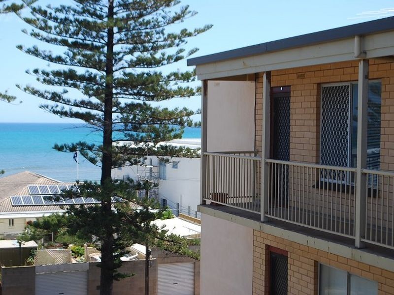 28/180 Seaview Road, Henley Beach South SA 5022