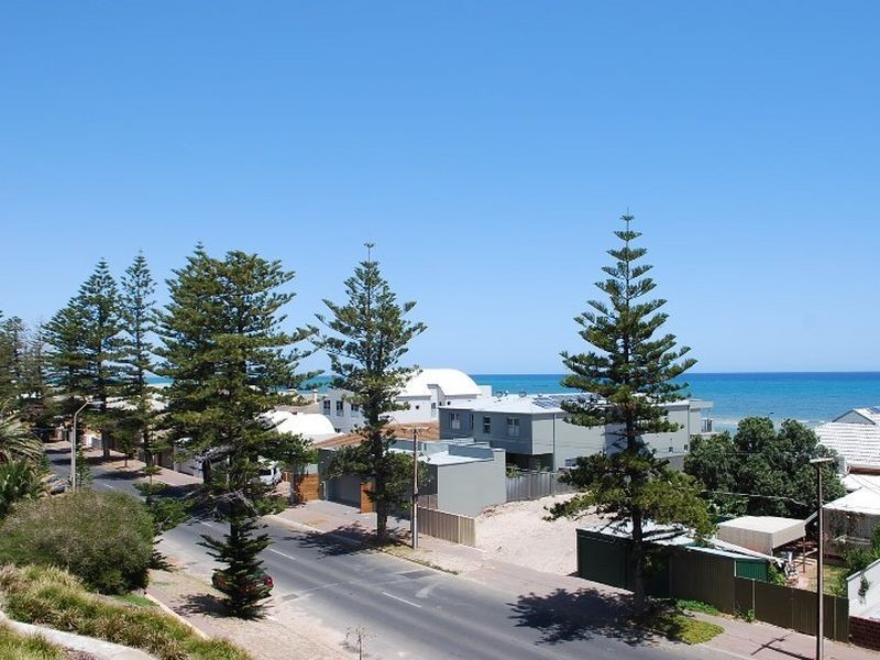 28/180 Seaview Road, Henley Beach South SA 5022