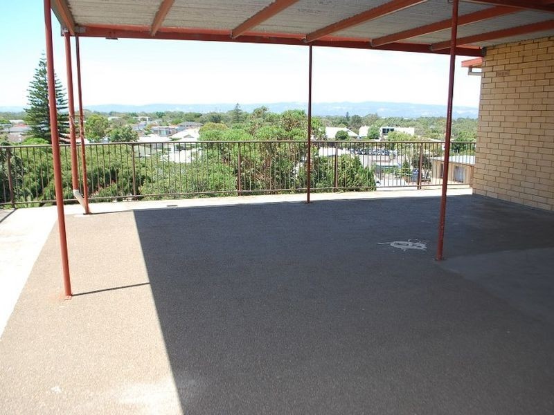 28/180 Seaview Road, Henley Beach South SA 5022