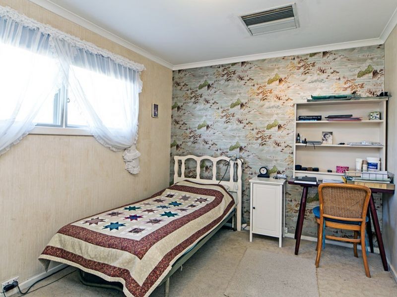 48 Riverside Drive, Fulham SA 5024
