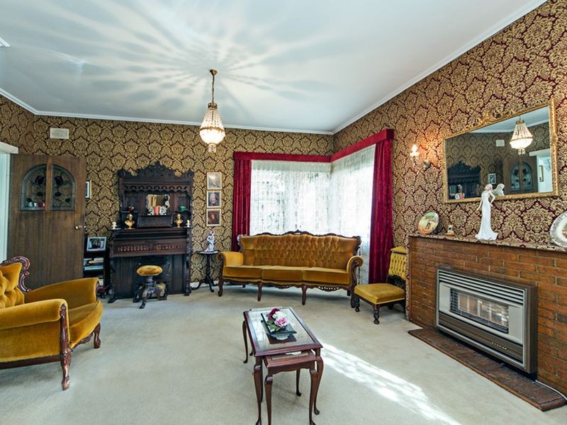 18 Hazel Terrace, Henley Beach South SA 5022