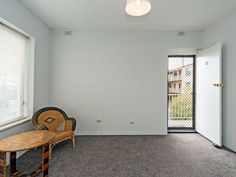 11/180 Seaview Road, Henley Beach South SA 5022